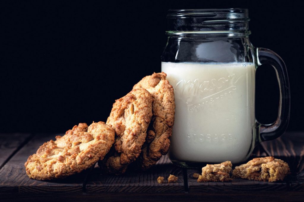 Что значит нормализованное молоко и цельное?