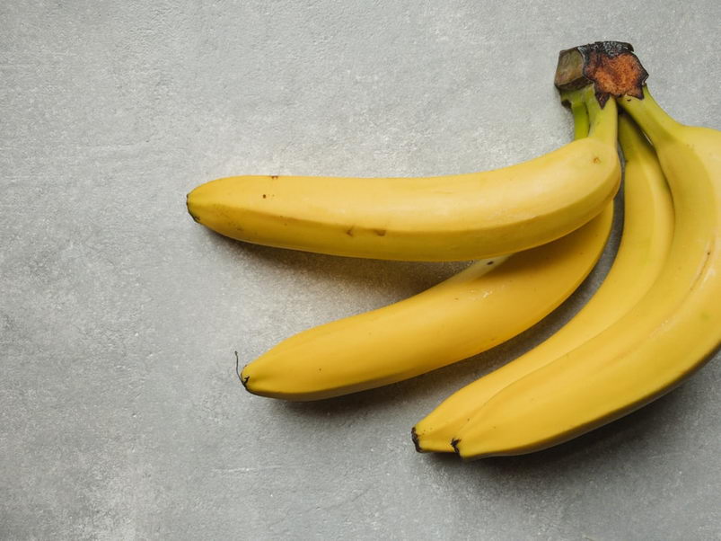 Можно ли бананы хомякам?
